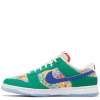 Nike  Dunk Low Foam Finger