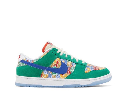 Nike  Dunk Low Foam Finger